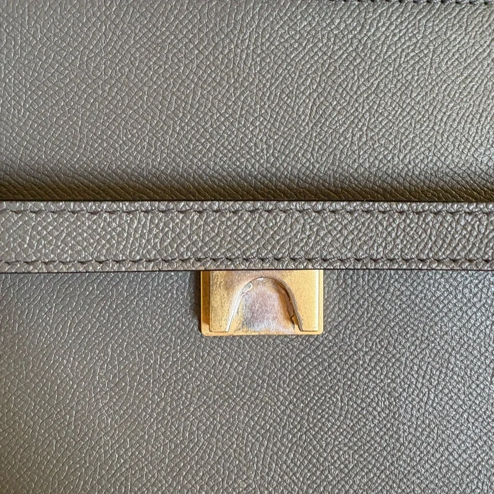 Elegant Gray Women's Handbag - Picture 11 of 13